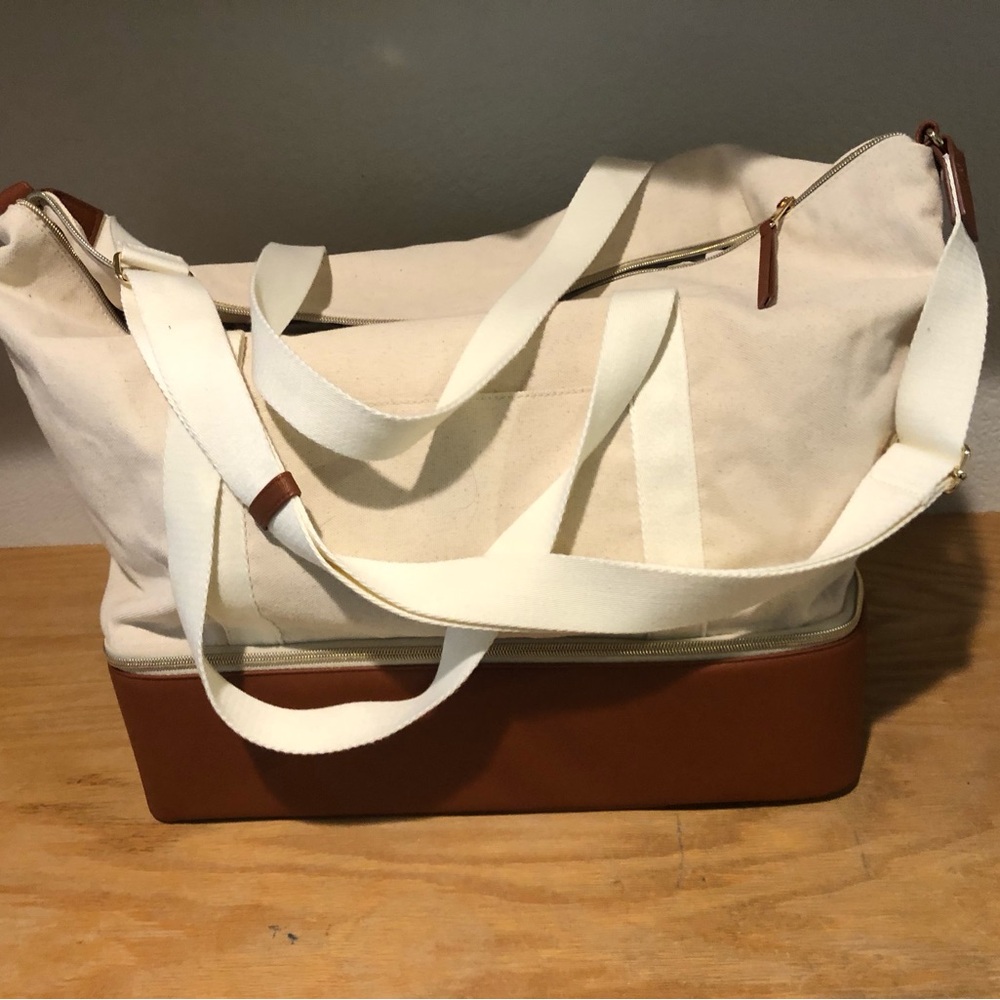 Universal Thread Cream Canvas Tote 24x16x16